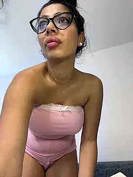 BellaVixen0 - Tease me