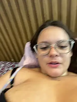 Laryssinha_69 - Lush alto e boquete