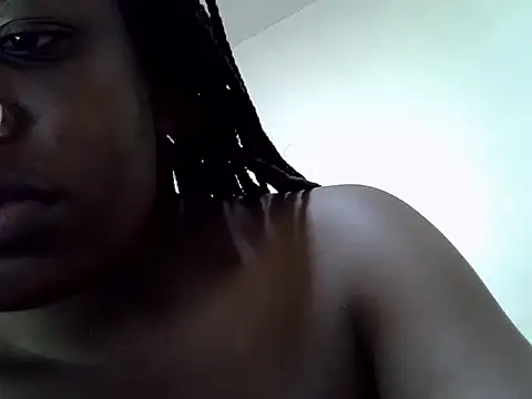 Sonnia_2 - MILK SHOW