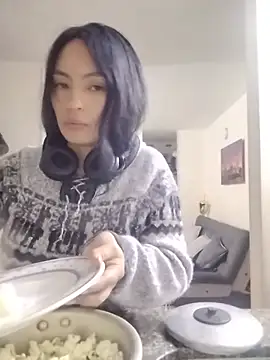 AdarhaRamirez_ - I suck my tits 🎃