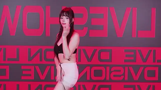 GuaiGuai616 - 完成目标 全员解放裙摆~