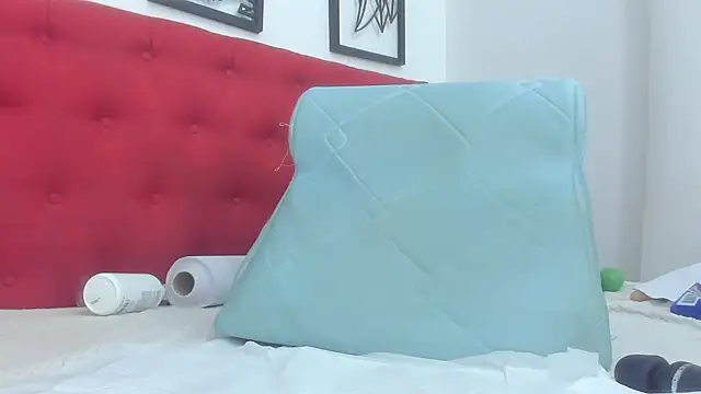 Adrianasex_69x - blue huge dildo in ass and squirt