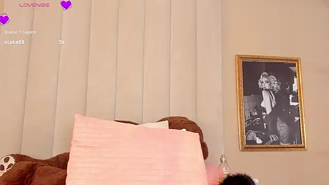 Violeta_olsen - spanking x10