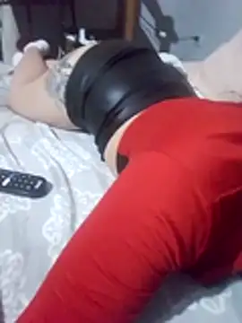 LolaHott33
