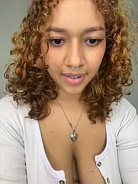 Scarleth_444 - Big dildo inside 🤓