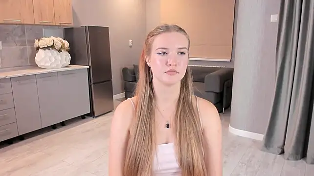 MargetMcgilberry - Touch my boobs under top
