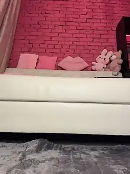 NinaVerse - toy control + squirt