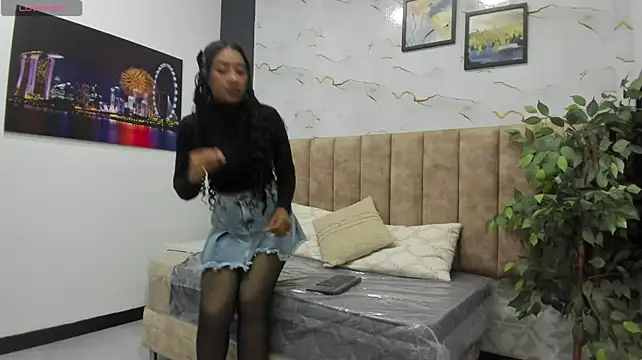 NayahWild - Fuck my pussy in missionary POV