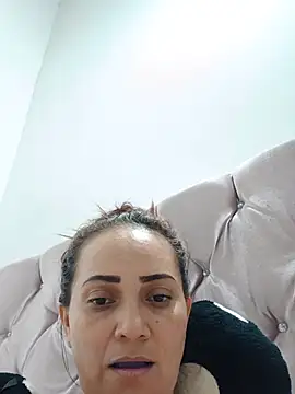 Amanda39 - Mount my dildo