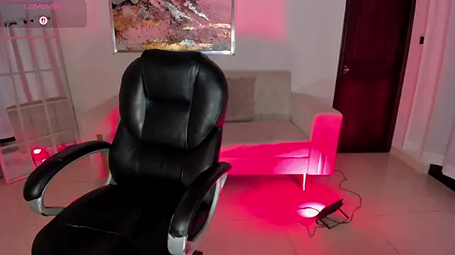 MariaHerrera_ - ♥Show & Spank Ass