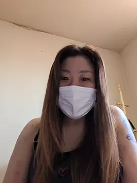 Yoshino_665 - 四つん這いしてパンちらします