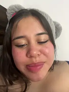 Sophia_Rose_ - I'm sick, pamper me 😩🤧🌸✨