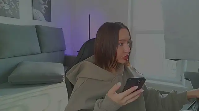 Lisa_Shultz - 🔥UNDRESS ME^^🔥