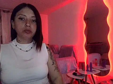 Your_queen_cleopatra - A day of rest for your queen👠