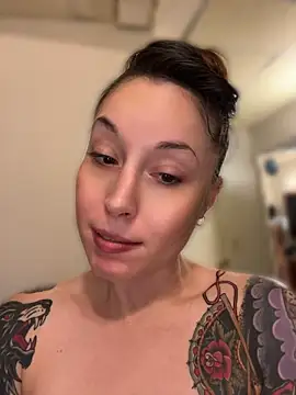 MissGoldenCartier - Lush fuck pussy