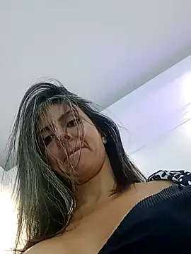 Cristinarichy - Show pussy