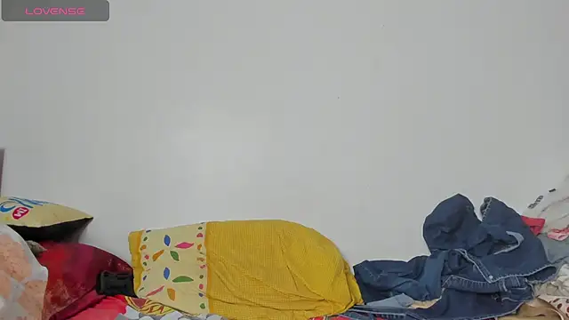 Keyla_Milf - jugar desnuda con mi coño