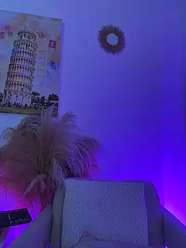 Ashleyjenner_ - Open pussy 🙈