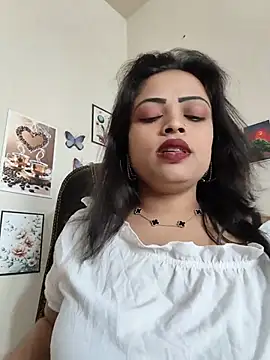 Pinky-2 - Oiling My Sexy Pussy Hole