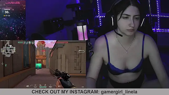 Gamergirl-Linela - LT Gets Oil On Boobs Video