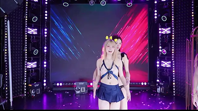 Sexybaby-99 - 🥛跳饿了奖励妹妹一瓶牛奶🥛+性感舞蹈