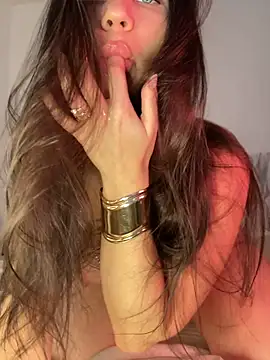 Goddess_SirenaDeep1 - feed my pussy more