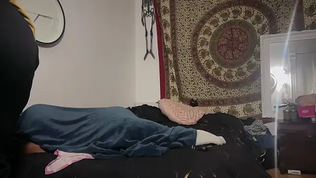 Goddess_Nafeesha - Shower him with my juices