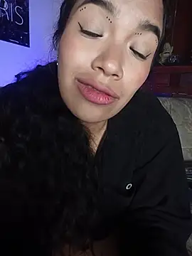 Amarilis_Lily - Show boobs, pinching nipples, Oil them