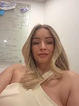 Loly_Horny - 🔥💦 and Sensual Naked 💦🥰