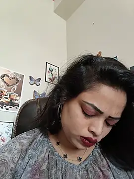 Pinky-2 - Oiling My Sexy Pussy Hole