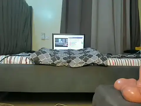 Lionessfreak - Cum show