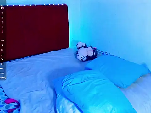 Mialuxuri - bounce sexy butt