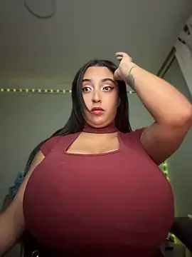 AmberOficiall_ - Spank boobs hard ! 💖