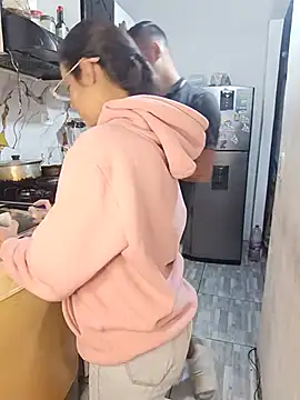 Kingofqueenxxx - He cums inside my pussy.