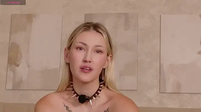 AliceFlarie - SensualLook