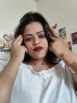 Pinky-2 - Oiling My Sexy Pussy Hole