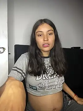 Hotwife26 - finger in pussy