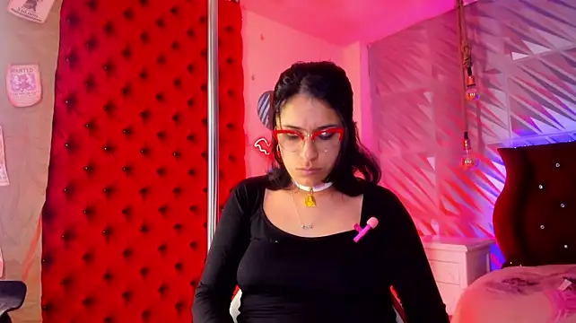 Roxanne_Han - play with tits + oil💦😈
