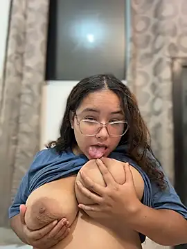 CurlyGirl_1 - Fingering my vagina 🌸