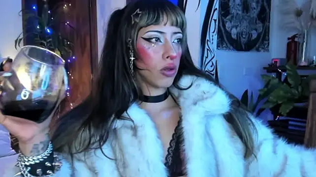 GoreDolly - LICK FINGERS + MILK MY DEMON!!🥵😈