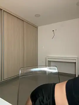 Curlyierr - DOGGY STYLE IN THE FLOOR + SPREAD ASS