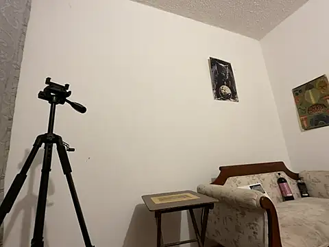 SuzzyyM - blowjob + oily tits