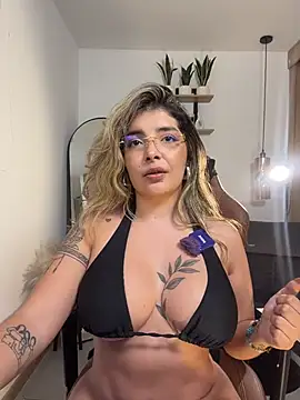LisaMonroe_