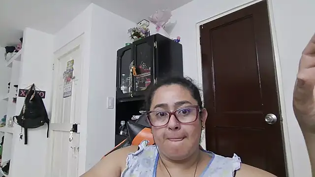 Agathaxxx-69 - Fingers ass