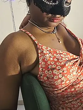 DIRTYSECRET_QUEEN_07 - Lick my nipples