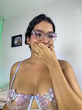 Gia_cutee - twerk and show your asshole 🤤