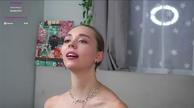 HermaFrain - squeeze boobs