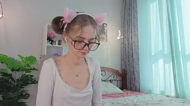 Vialeta_baby - ahegao and feet ^^