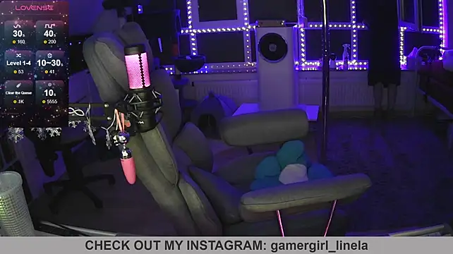 Gamergirl-Linela - LT Gets Oil On Boobs Video