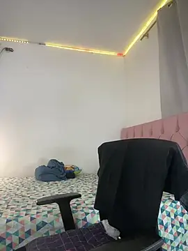 Marc_and_Emma1 - Suck tits